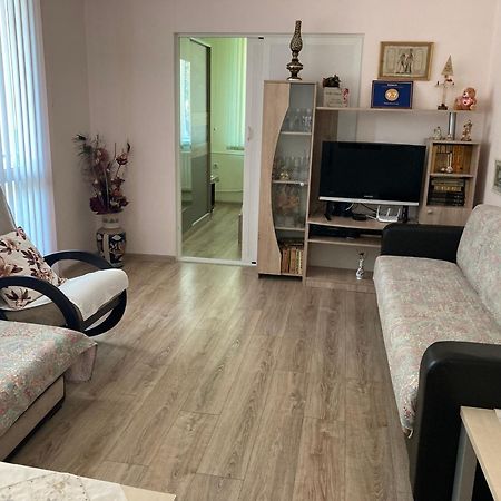 Apartamenti Uut Apartman Plovdiv Kültér fotó