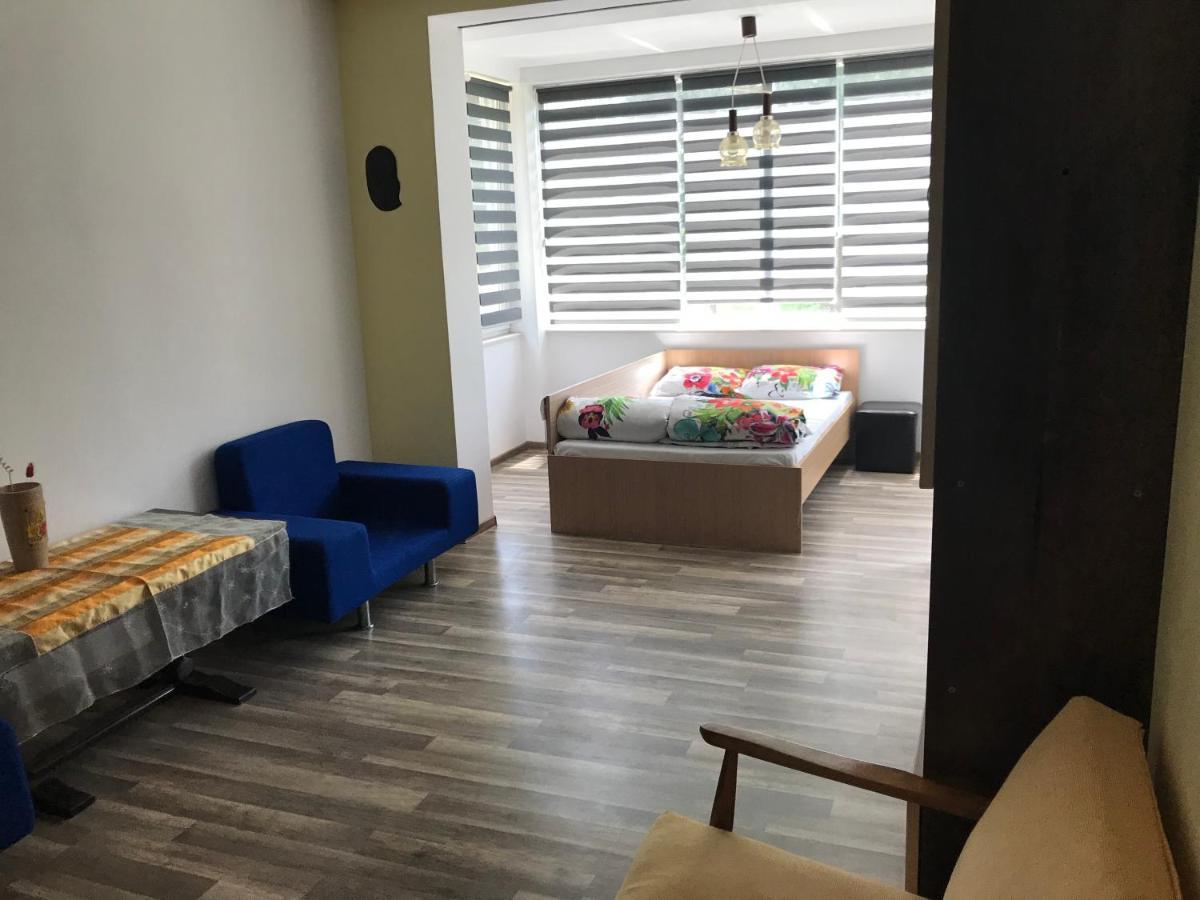 Apartamenti Uut Apartman Plovdiv Kültér fotó