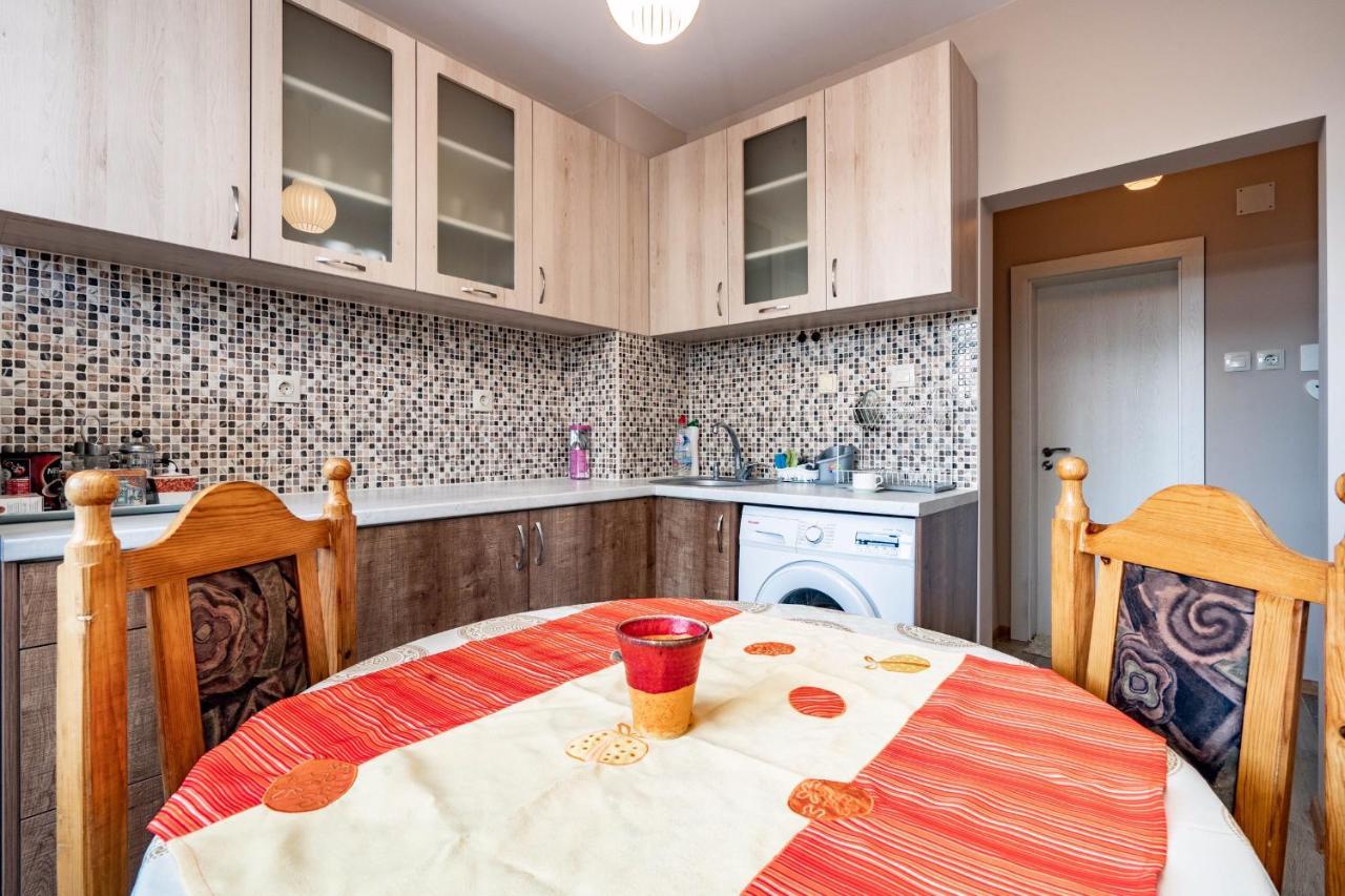 Apartamenti Uut Apartman Plovdiv Kültér fotó