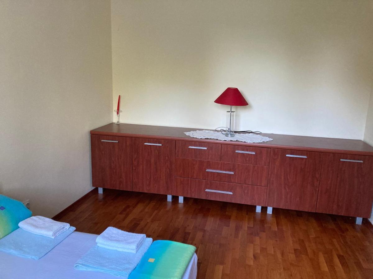 Apartamenti Uut Apartman Plovdiv Kültér fotó