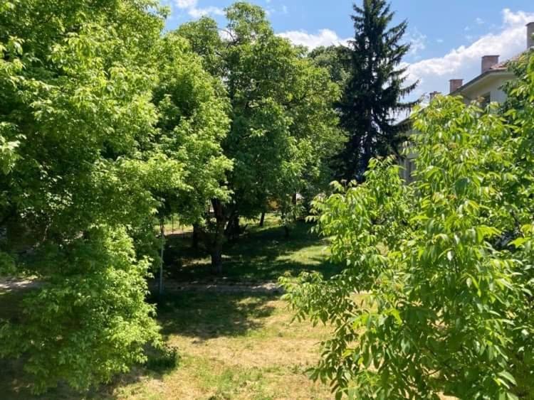 Apartamenti Uut Apartman Plovdiv Kültér fotó