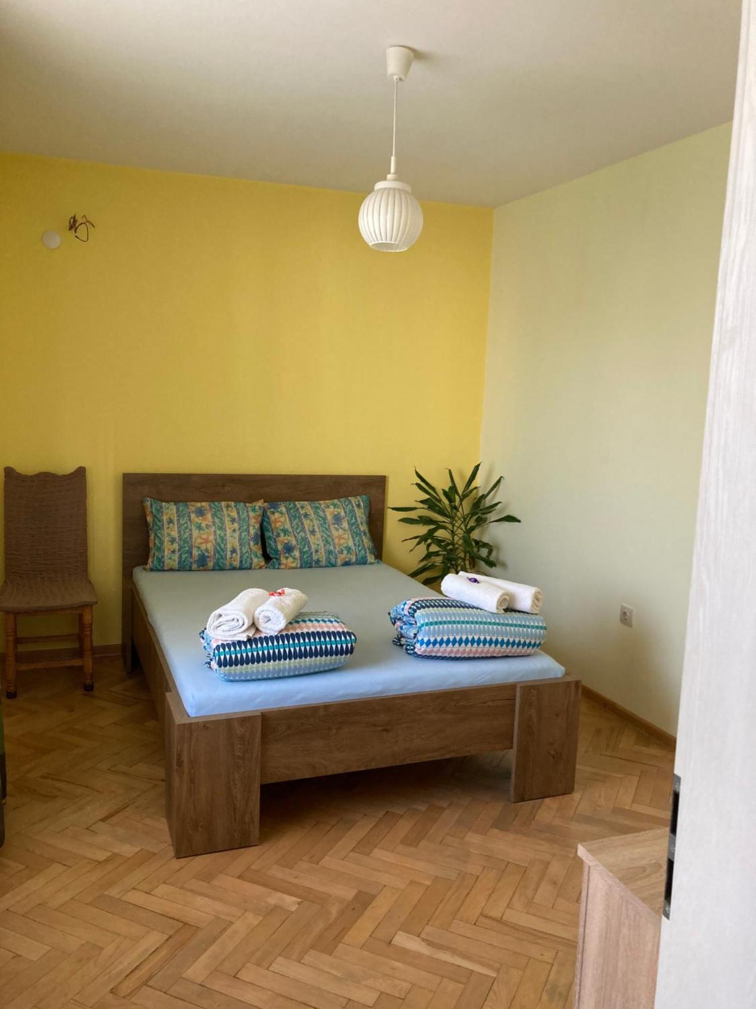 Apartamenti Uut Apartman Plovdiv Kültér fotó